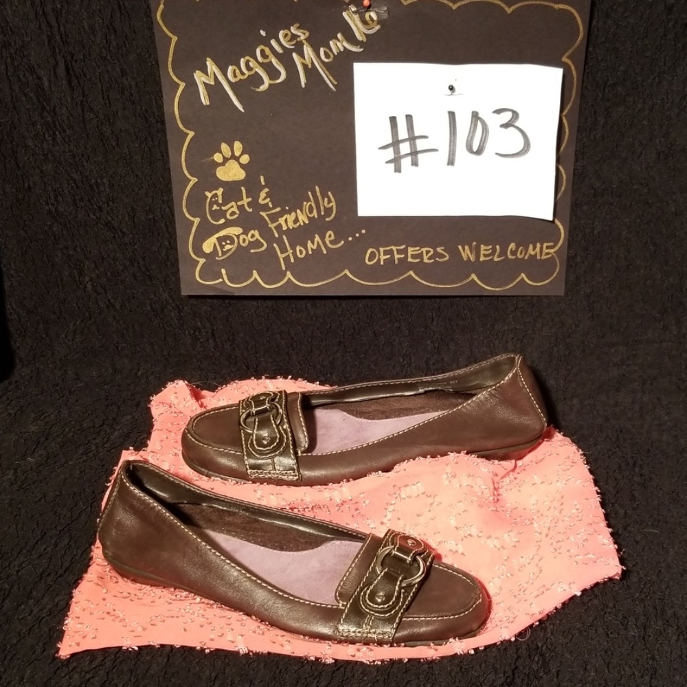 🐣Brown Loafers with Sivler Accent